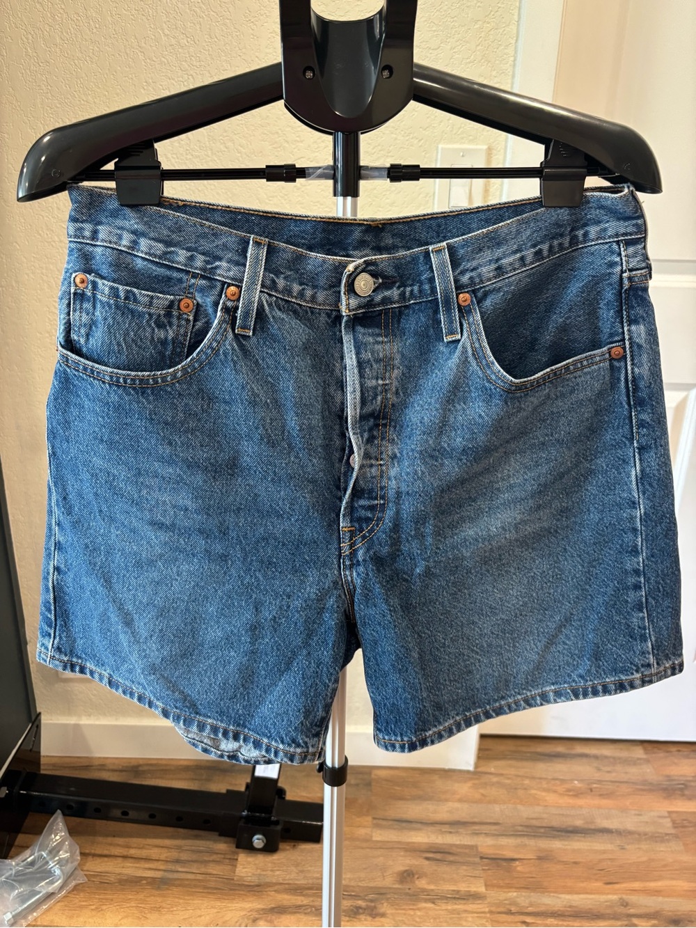 Women’s Levi Jean shorts